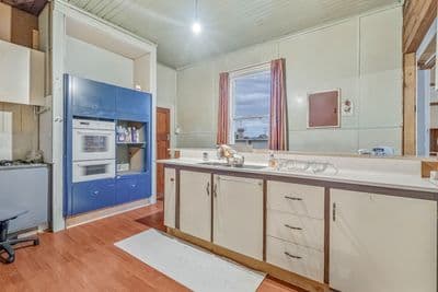 23 Ferry Street, Wyndham, Southland, Southland | Tall Poppy 
