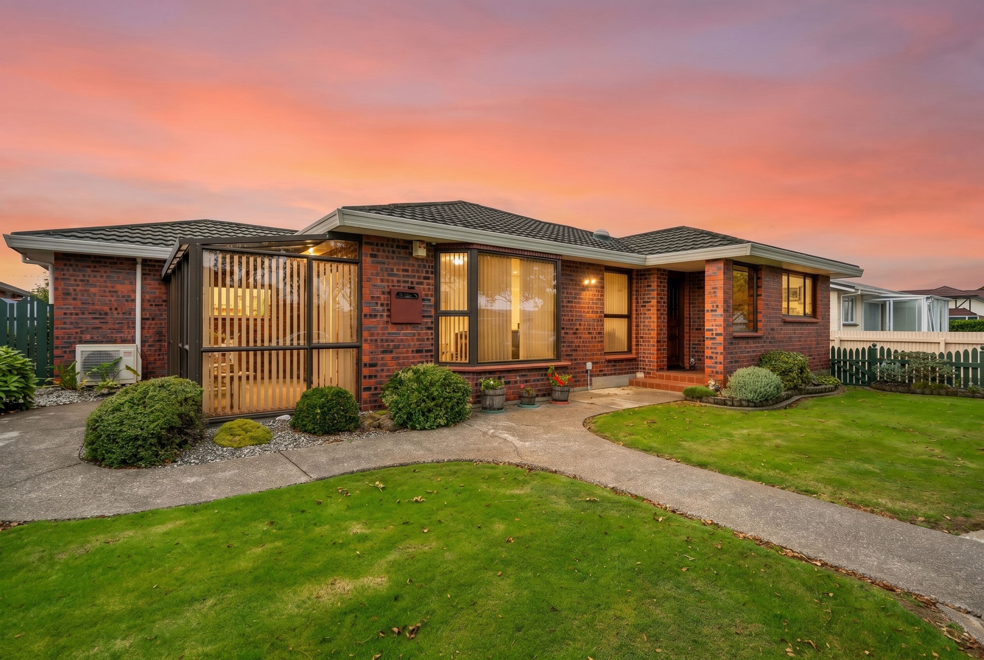 69a Clifton Street, Windsor, Invercargill City, Southland | Tall Poppy 