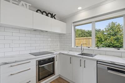 55 Charles Street, Grasmere, Invercargill City, Southland | Tall Poppy 