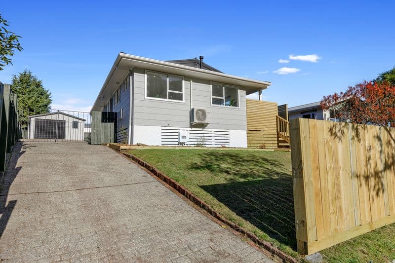 24 Hartford Crescent, Totara Park, Upper Hutt City