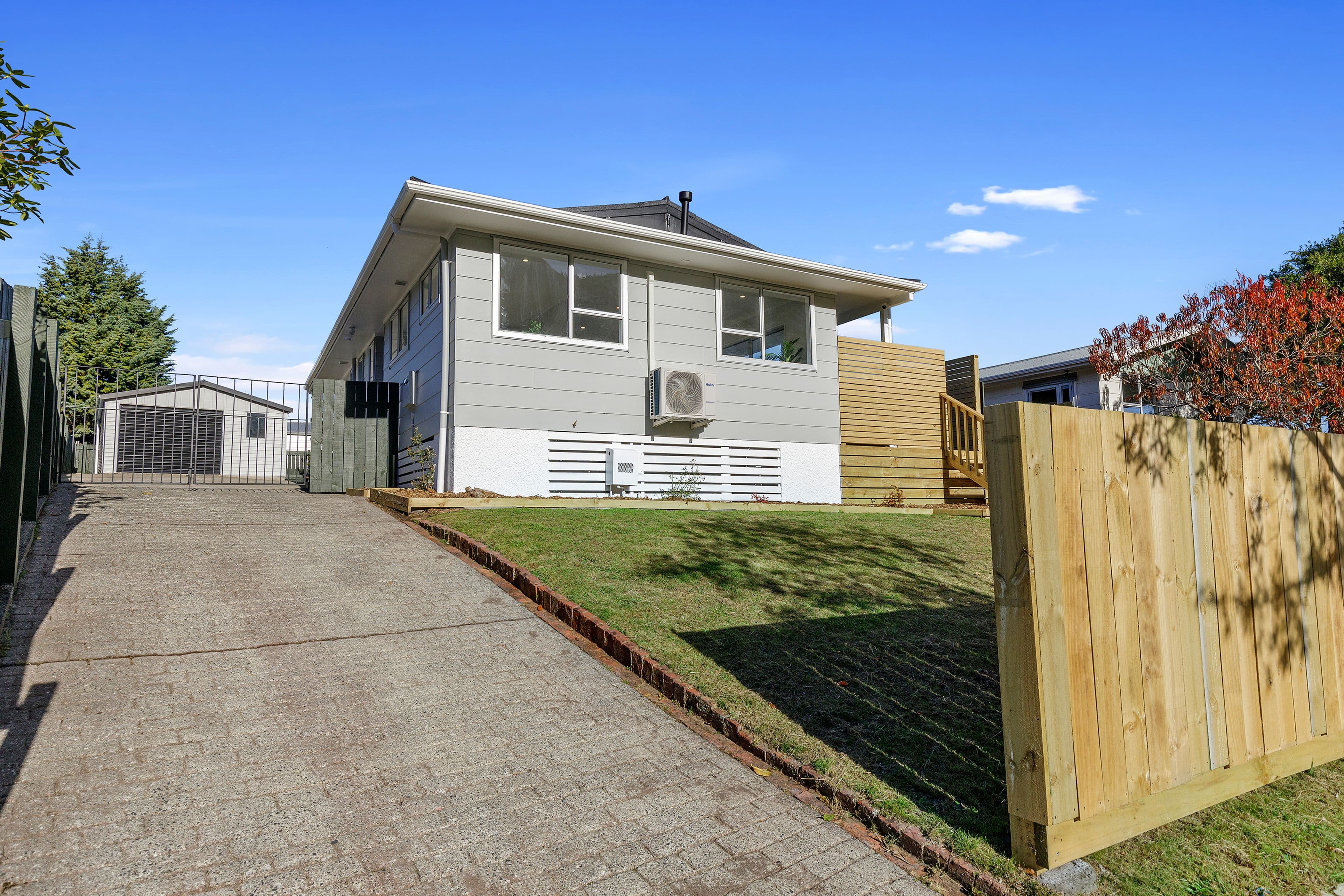 24 Hartford Crescent, Totara Park, Upper Hutt City, Wellington | Tall Poppy 