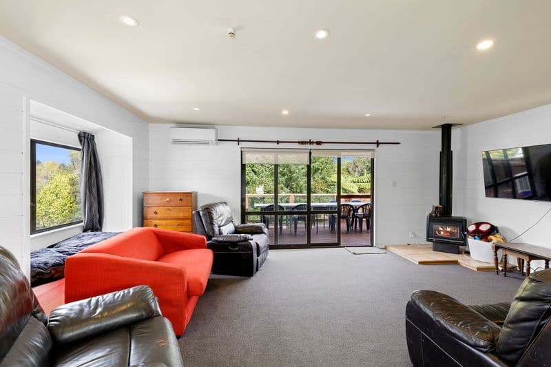 6 Serenity Grove, Maoribank, Upper Hutt City