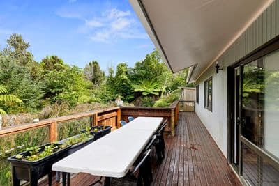 6 Serenity Grove, Maoribank, Upper Hutt City, Wellington | Tall Poppy 