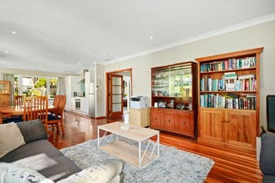 247 Middleton Road, Glenside, Wellington City, Wellington | Tall Poppy 