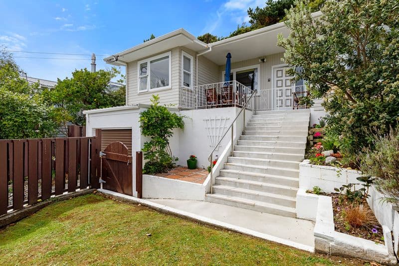 27 Lord Street, Stokes Valley, Lower Hutt City, Wellington | Tall Poppy 