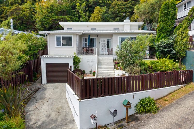 27 Lord Street, Stokes Valley, Lower Hutt City, Wellington | Tall Poppy 