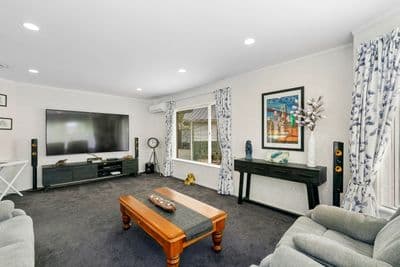 2/21 Sharpe Crescent, Wainuiomata, Lower Hutt City, Wellington | Tall Poppy 