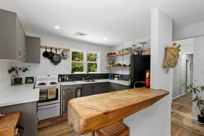 31 Stanley Street, Wainuiomata, Lower Hutt City, Wellington | Tall Poppy 