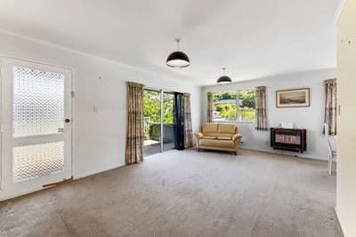 24 Hartford Crescent, Totara Park, Upper Hutt City, Wellington | Tall Poppy 