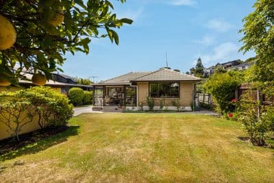 10 Soleares Avenue, Mount Pleasant, Christchurch City, Canterbury | Tall Poppy 