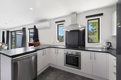 2/8 Hurst Place, Parklands, Christchurch City, Canterbury | Tall Poppy 
