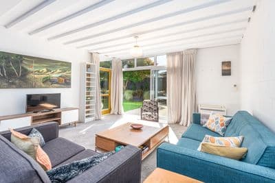 1/107 Holly Road, Saint Albans, Christchurch City, Canterbury | Tall Poppy 