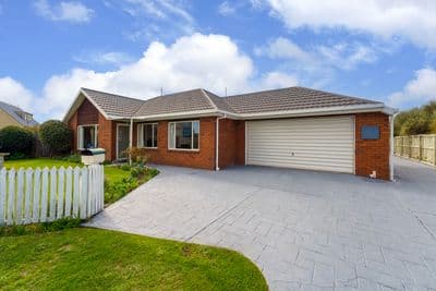 17 Seascape Gardens, Bromley, Christchurch City, Canterbury | Tall Poppy 