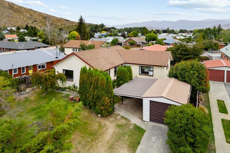 47 Black Peak Road, Omarama, Waitaki, Otago | Tall Poppy 