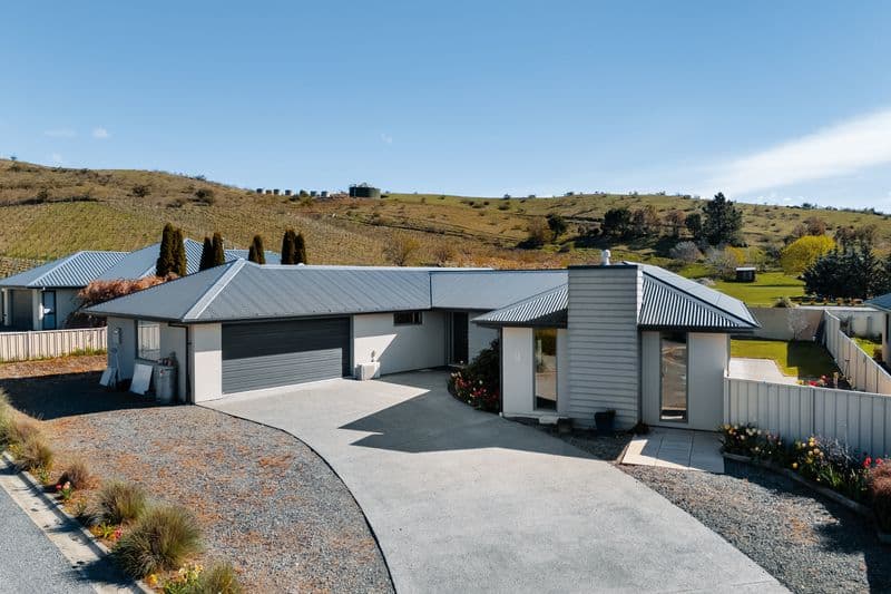9 Pinot Noir Court, Omarama, Waitaki
