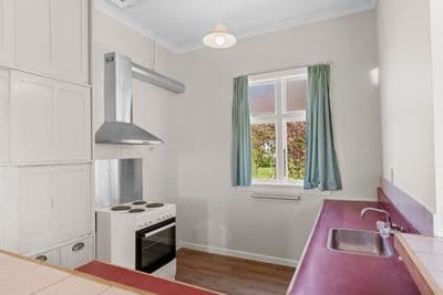 12 Nelson Street, Hawarden, Hurunui, Canterbury | Tall Poppy 