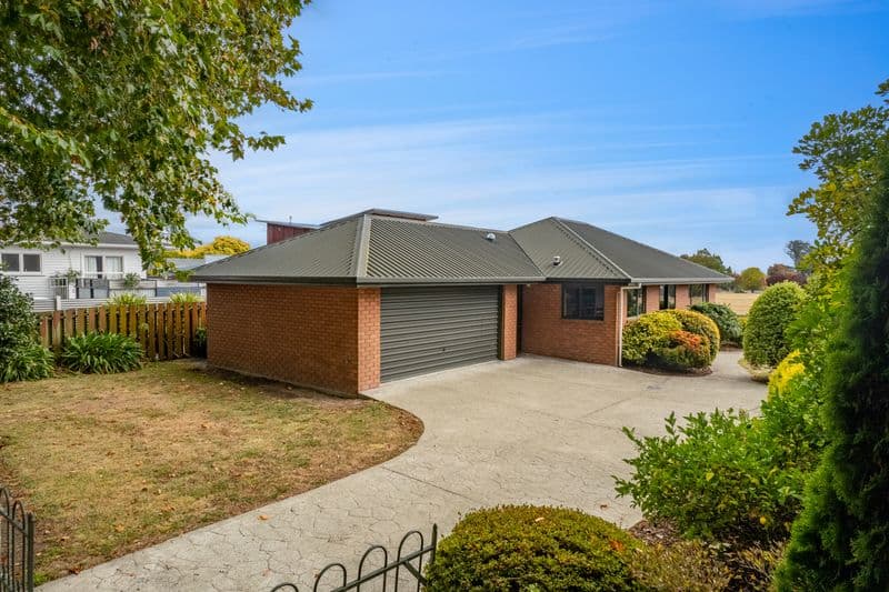 1 Appaloosa Avenue, Richmond , Tasman, Nelson | Tall Poppy 