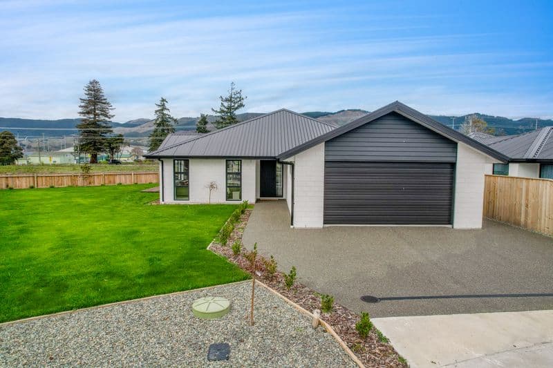 55 Oakdale Grove, Richmond , Tasman
