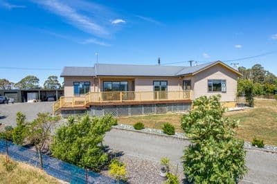 384 Pomona Road, Ruby Bay, Tasman, Nelson | Tall Poppy 