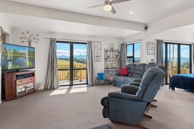 384 Pomona Road, Ruby Bay, Tasman, Nelson | Tall Poppy 