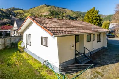 10 Waterdale Way, The Brook, Nelson, Nelson | Tall Poppy 