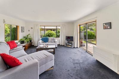 10 Stagg Place, Brightwater, Tasman, Nelson | Tall Poppy 