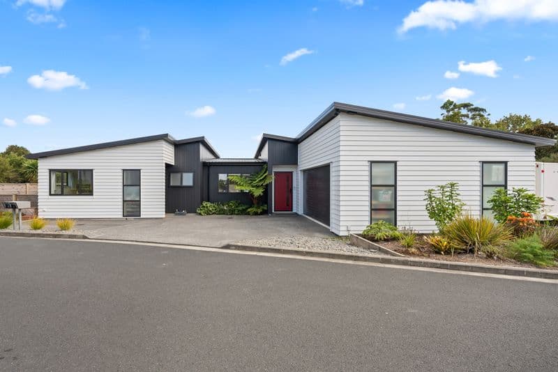 2 Odlin Lane, Red Beach, Rodney