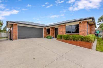 10C Virginia Place, Whalers Gate, New Plymouth, Taranaki | Tall Poppy 
