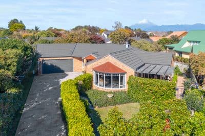 9 Taylor Place, Merrilands, New Plymouth, Taranaki | Tall Poppy 