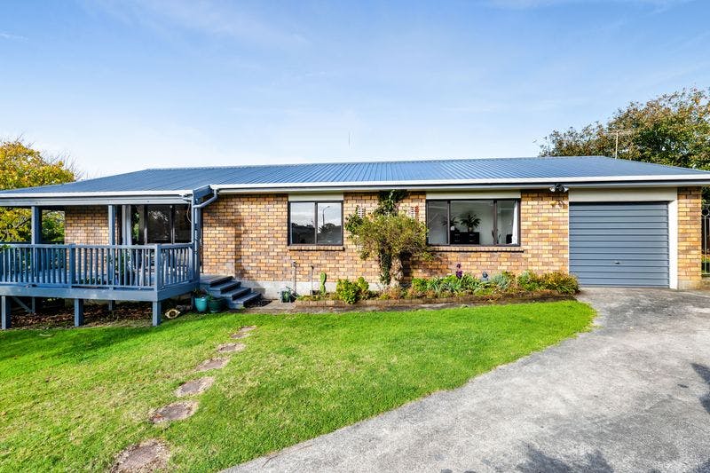 24 Poplar Grove, Whalers Gate, New Plymouth