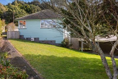 70 Glenpark Avenue, Frankleigh Park, New Plymouth, Taranaki | Tall Poppy 