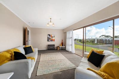 2 Park Lane, Waitara, New Plymouth, Taranaki | Tall Poppy 