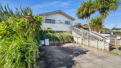 11 & 11a Calvert Road, Moturoa, New Plymouth, Taranaki | Tall Poppy 