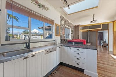 1835 Egmont Road, Kaimiro, New Plymouth, Taranaki | Tall Poppy 