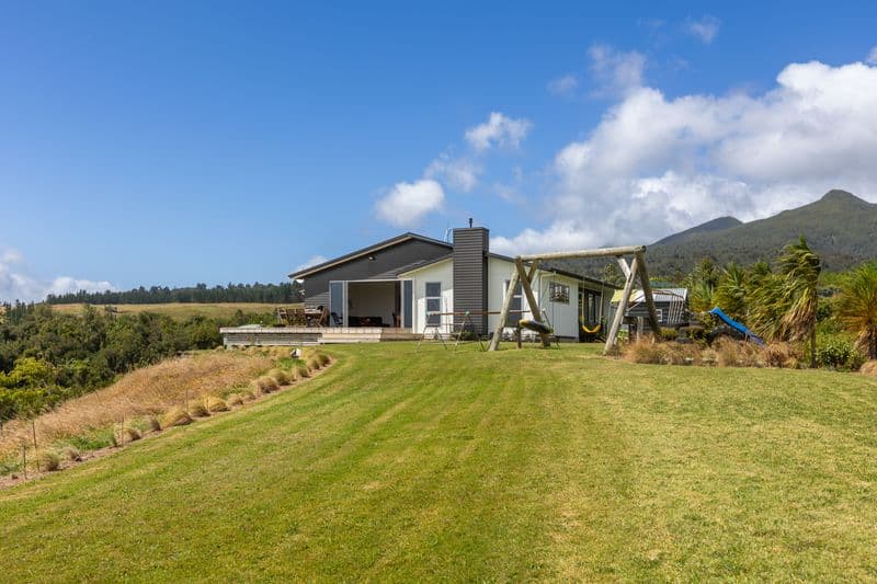 1801 Mangorei Road, Mangorei, New Plymouth