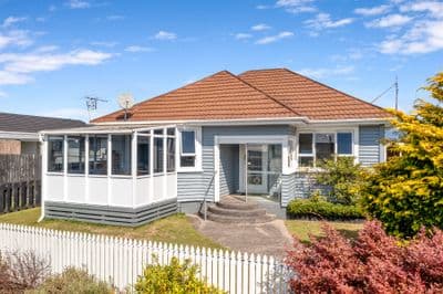 62 Rewa Street, Inglewood, New Plymouth, Taranaki | Tall Poppy 
