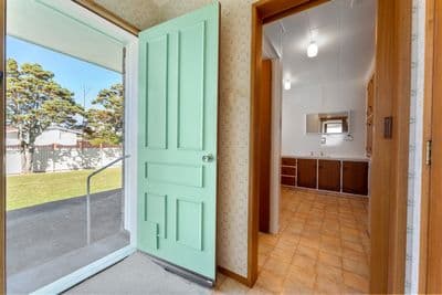 2 Carver Place, Lynmouth, New Plymouth, Taranaki | Tall Poppy 
