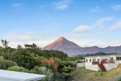 3 Fern Lane, Whalers Gate, New Plymouth, Taranaki | Tall Poppy 