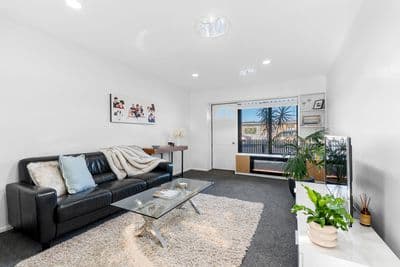 1/39 Clemow Road, Fitzroy, New Plymouth, Taranaki | Tall Poppy 