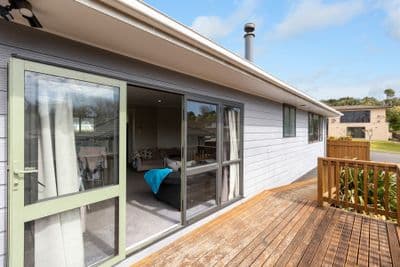 16 La Salle Drive, Westown, New Plymouth, Taranaki | Tall Poppy 