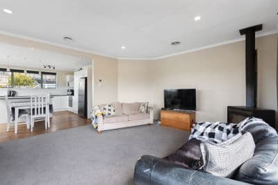 16 La Salle Drive, Westown, New Plymouth, Taranaki | Tall Poppy 