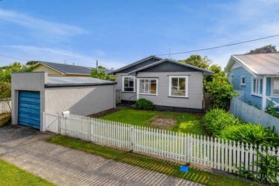 41 Lyn Street, Lynmouth, New Plymouth, Taranaki | Tall Poppy 