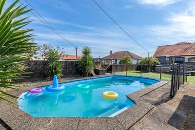 21 Strange Street, Waitara, New Plymouth, Taranaki | Tall Poppy 