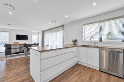 39A South Road, Blagdon, New Plymouth, Taranaki | Tall Poppy 