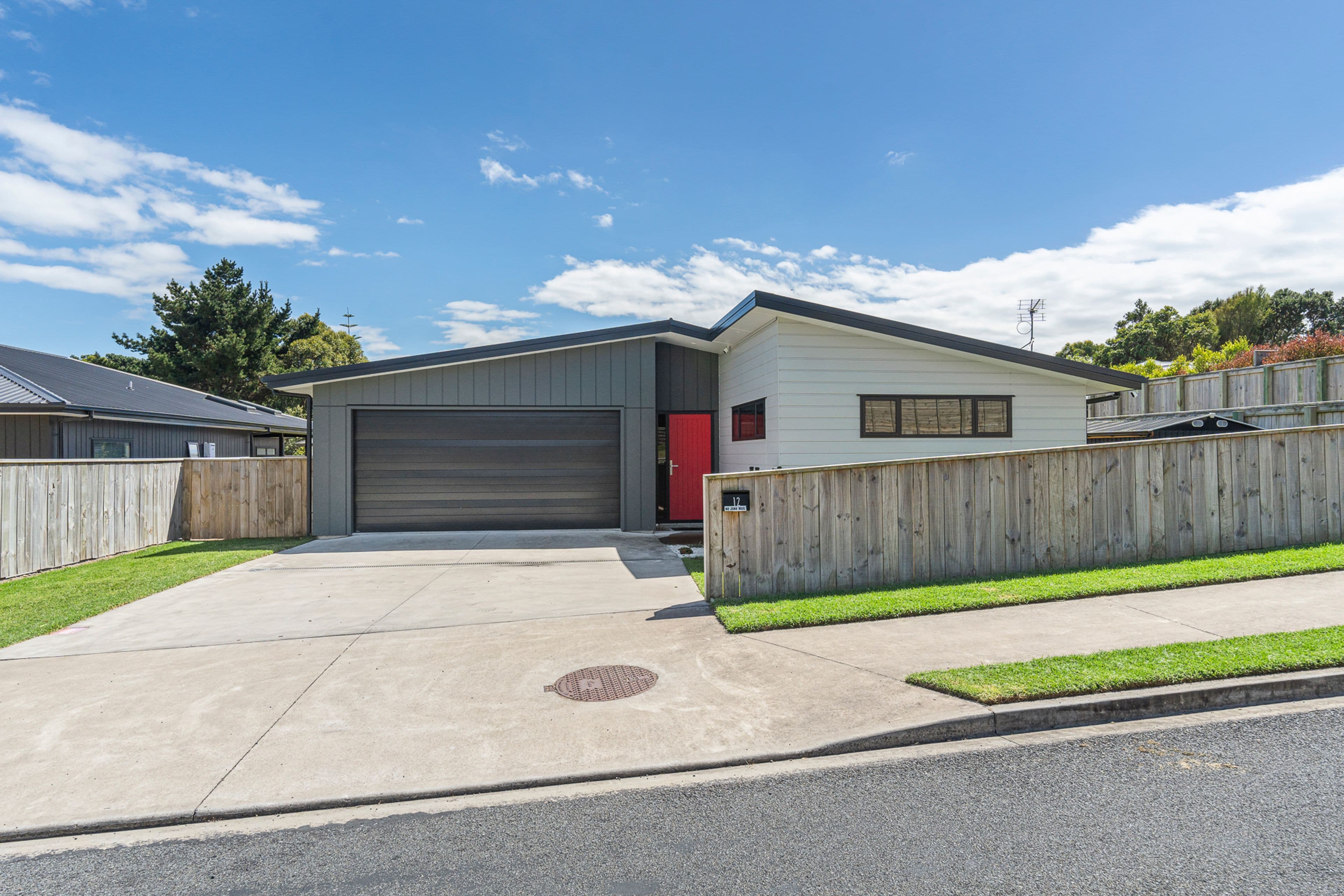 12 Manakohi Street, Spotswood, New Plymouth, Taranaki | Tall Poppy 