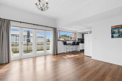 7 Cutfield Street, Inglewood, New Plymouth, Taranaki | Tall Poppy 