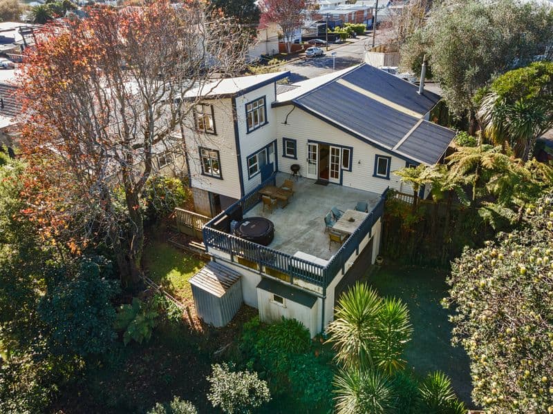 64 Cutfield Road, New Plymouth, New Plymouth, Taranaki | Tall Poppy 