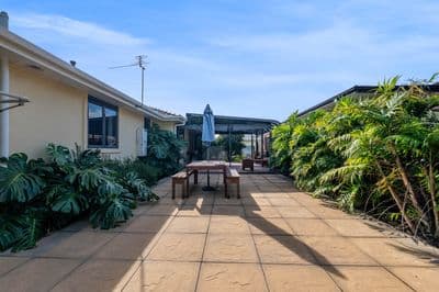 204 Heta Road, Merrilands, New Plymouth, Taranaki | Tall Poppy 