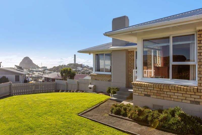 24 Crownhill Street, Spotswood, New Plymouth, Taranaki | Tall Poppy 