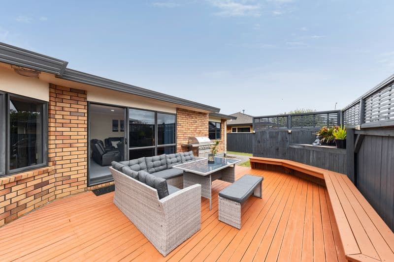 2/213 Coronation Avenue, Welbourn, New Plymouth, Taranaki | Tall Poppy 